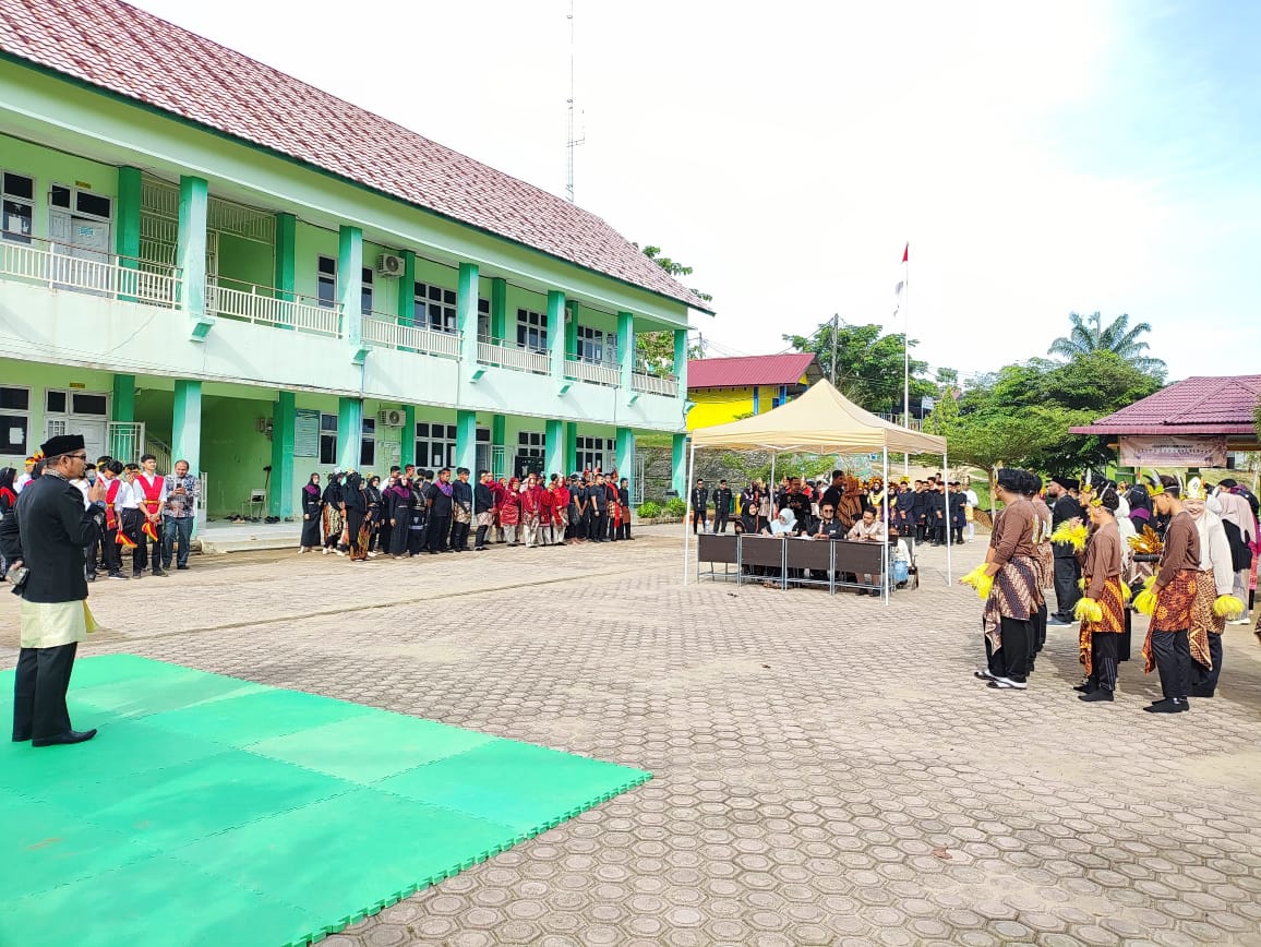 Kepala MAN IC Aceh Timur Buka Resmi P5RA Bertema “Bhinneka Tunggal Ika dalam Gerak dan Irama Nusantara”