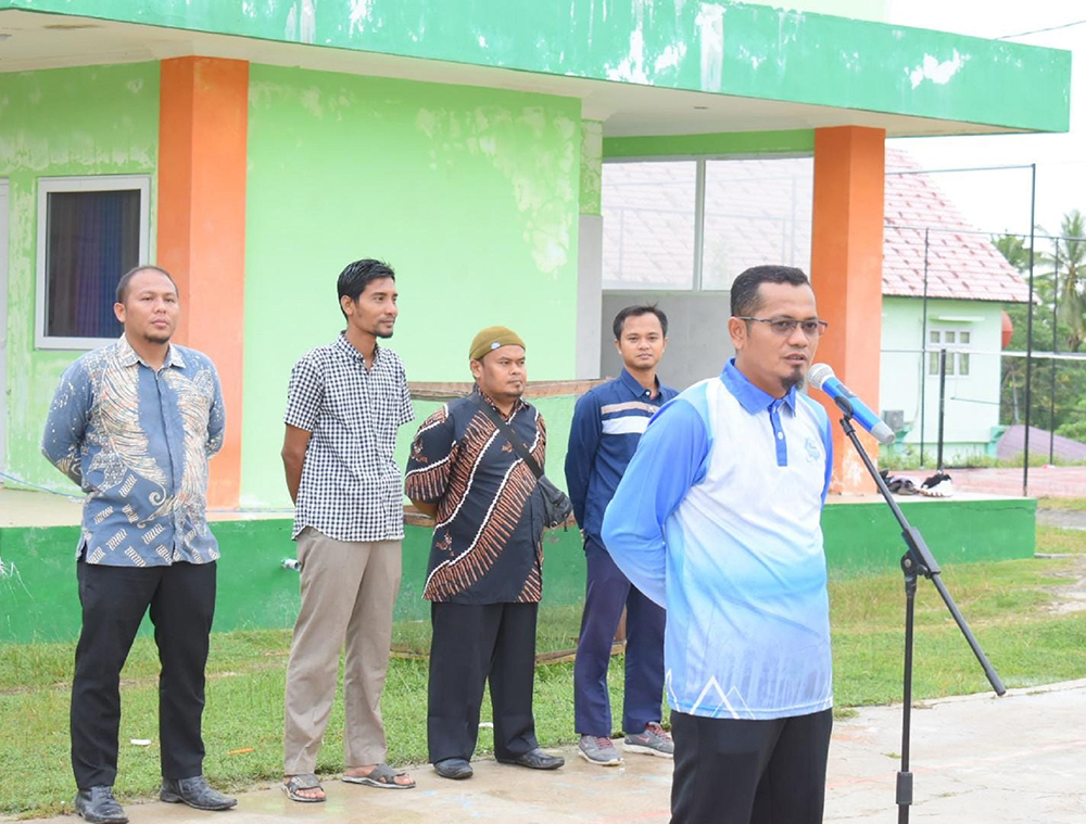 Kepala MAN IC Aceh Timur Zulkarnain, S.Pd.I, M.A, Membuka Secara Resmi Perlombaan Class Meeting 2023