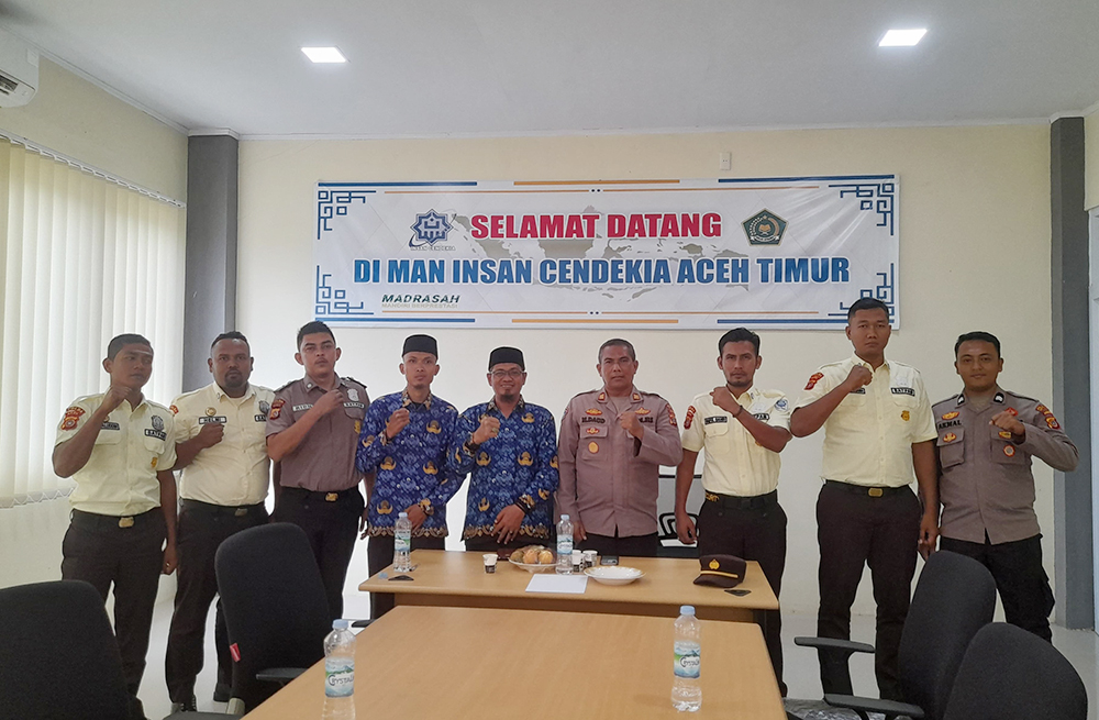 Satpam MAN IC Aceh Timur Dibina Oleh Kasat Binmas Polres Aceh Timur Untuk Peningkatan Profesionalisme